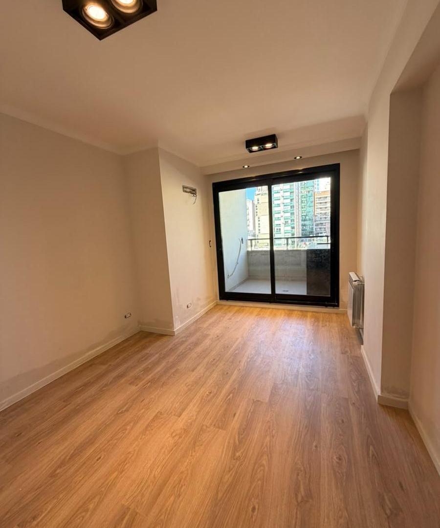 Foto de Departamento de 1 dormitorio con doble balcón Santa Fe al 2300, imagen 4