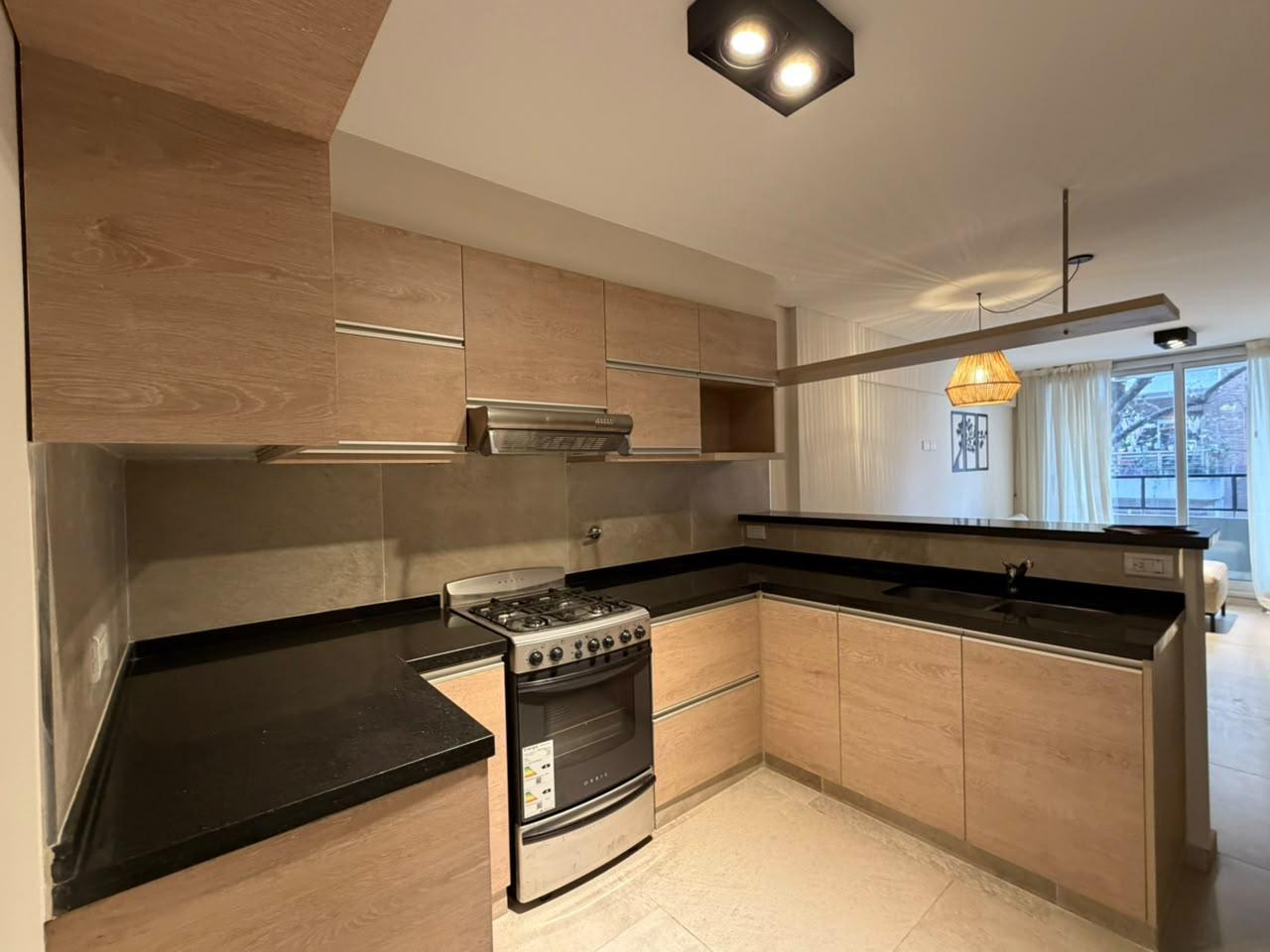 Foto de Venta departamento 1 dormitorio Pasaje Cajaraville 180 con doble balcón, imagen 2