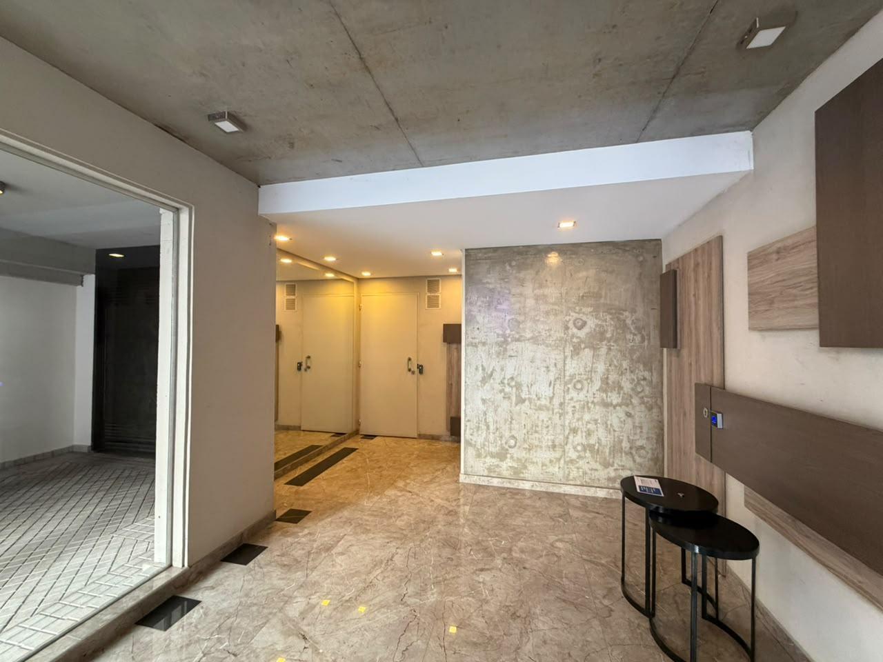 Foto de Venta departamento 1 dormitorio Pasaje Cajaraville 180 con doble balcón, imagen 1
