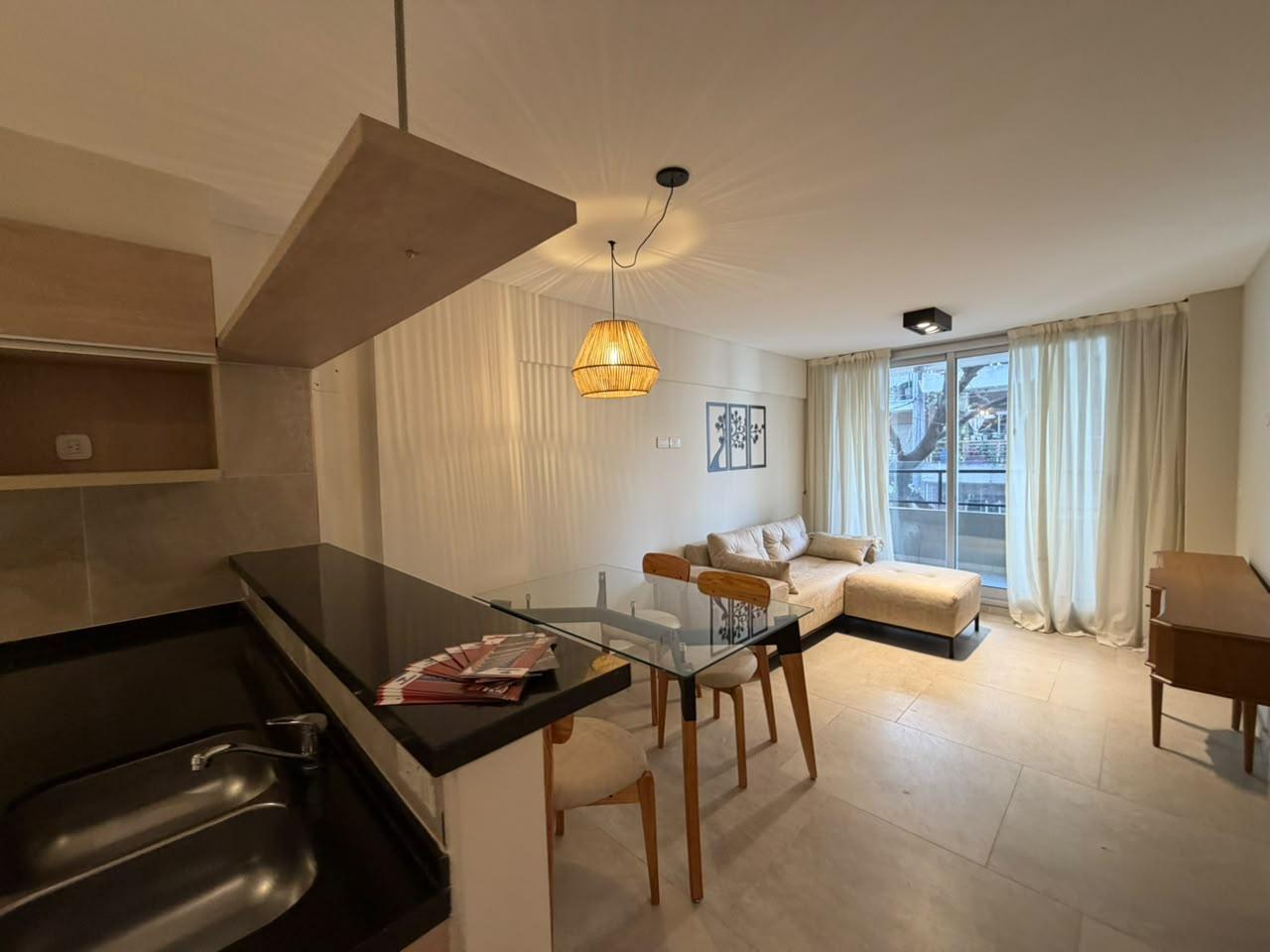 Foto de Venta departamento 1 dormitorio Pasaje Cajaraville 180 con doble balcón, imagen 3