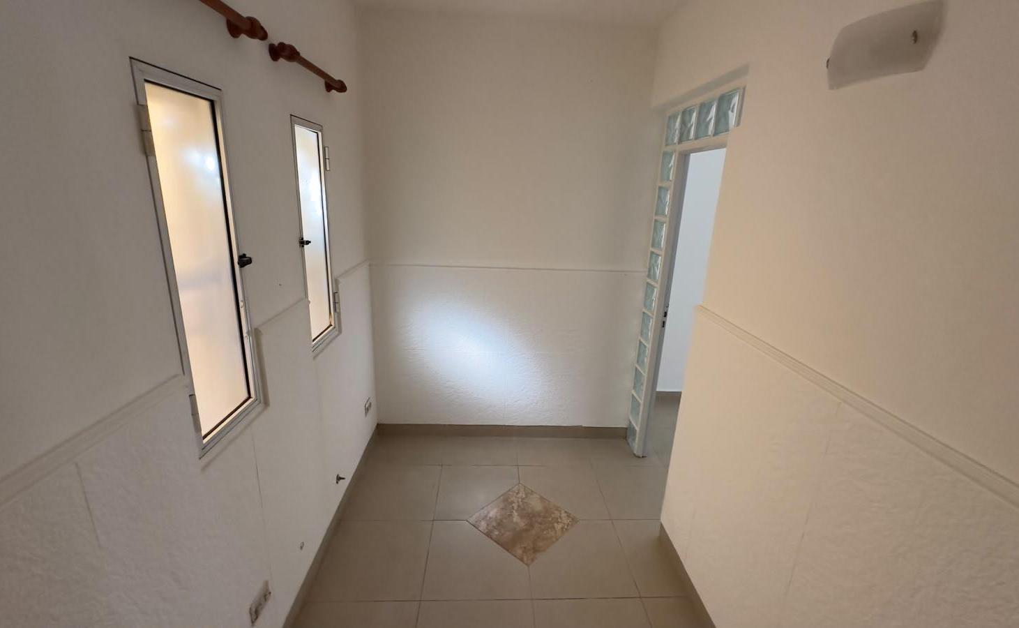 Foto de Casa 4 Hab, 2 Baños, Pileta, Los Alamos 141 Bis - Funes, imagen 5