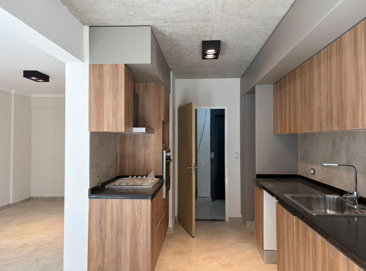 Foto de Venta departamento semipiso 2 dormitorios con doble balcón, imagen 3