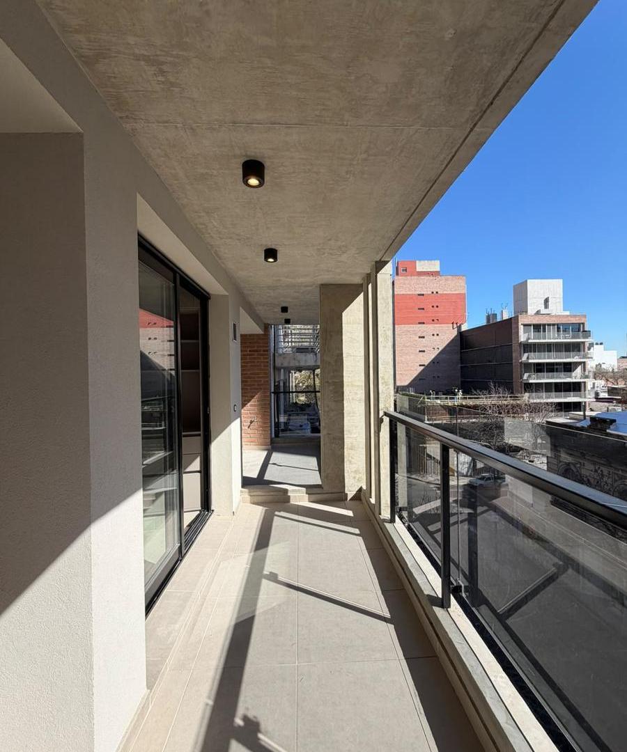 Foto de Venta departamento semipiso 2 dormitorios con doble balcón, imagen 4