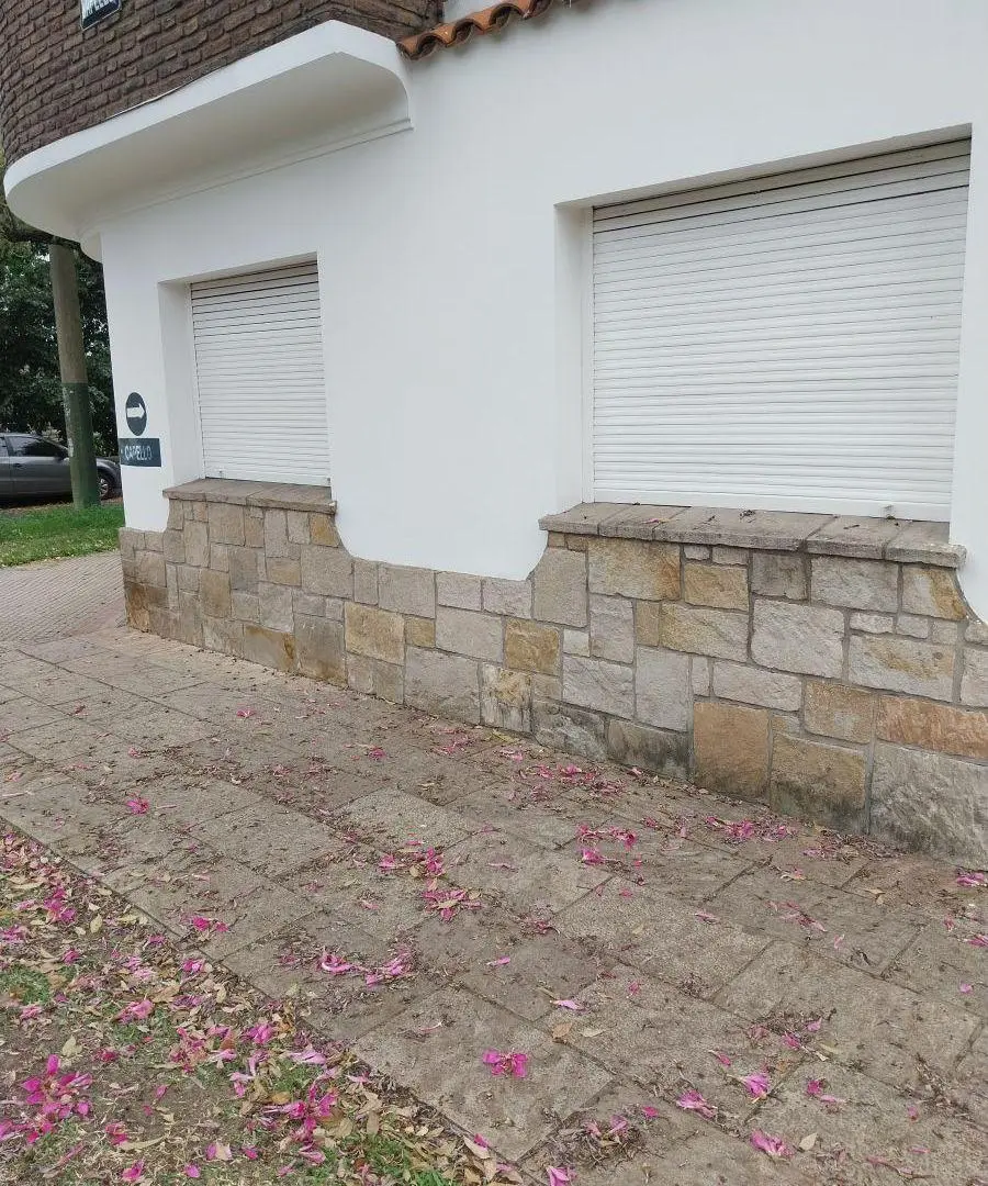 CASA EN EXCELENTE UBICACIÓN 4