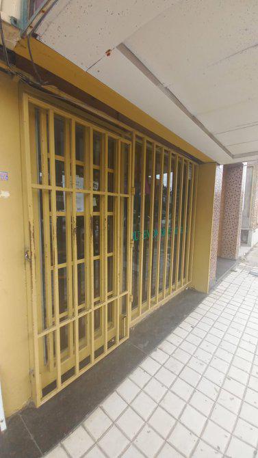 Foto de Local en venta - Banfield (Maipú 667), imagen 1