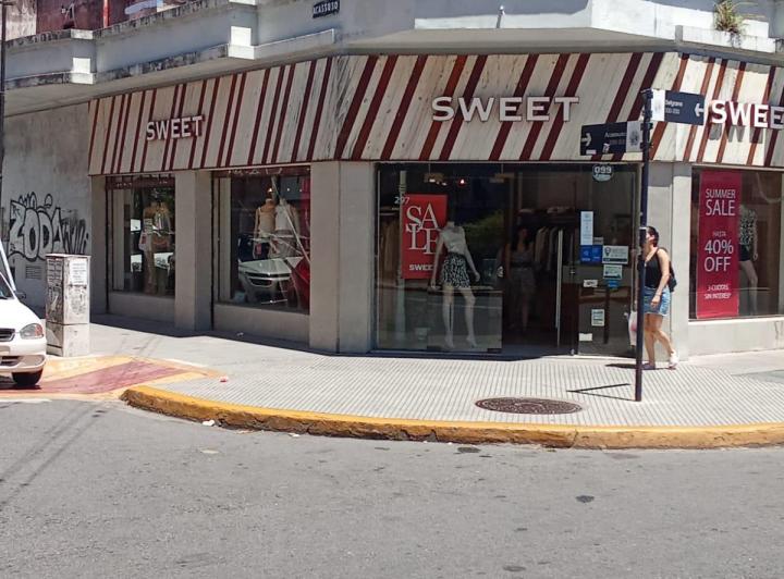 EXCELENTE LOCAL EN CENTRO DE SAN ISIDRO