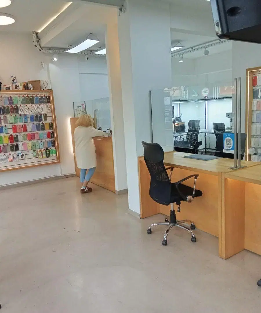Local comercial de 153 m2 en alquiler en San Isidro 1