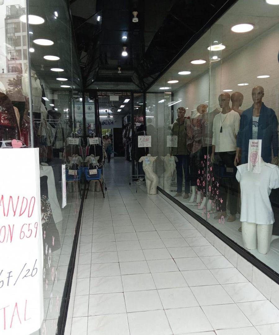 Foto de Local de 98 m² en alquiler en San Isidro, imagen 3