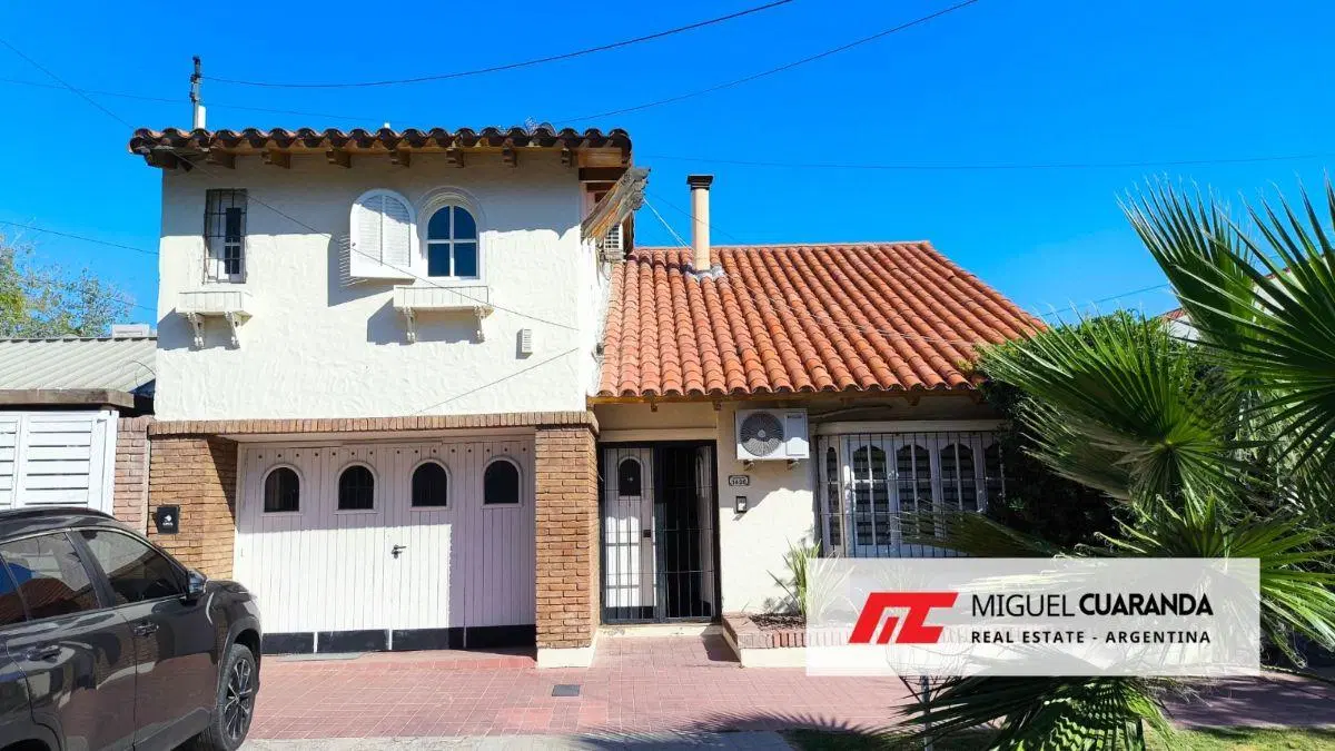 Barrio Arizu. Excelente ubicación. Hermosa Casa. Propuestas 3