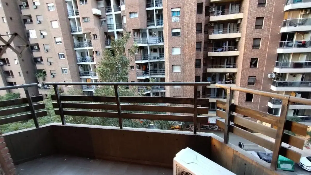 NUEVA CORDOBA - EXCELENTE DPTO DE DOS DORMITORIOS, DOS BAÑOS. C/ BALCON. UBICACION PRIVILEGIADA 1