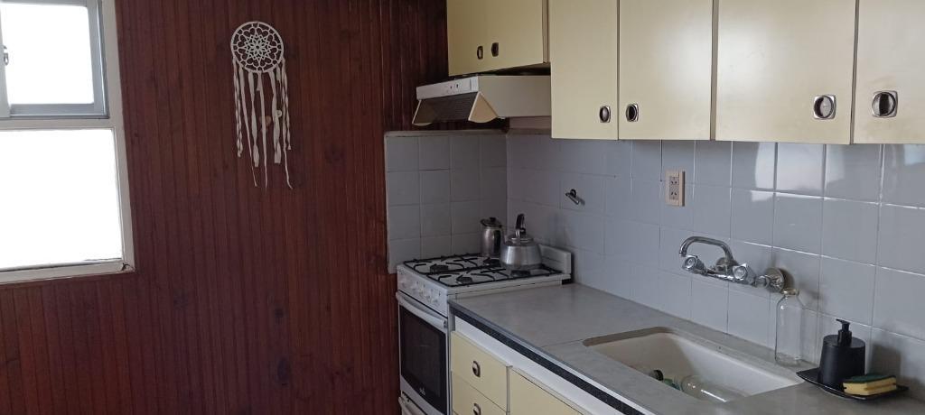 VENTA EXCELENTE DEPTO 3 AMBIENTES A LA CALLE