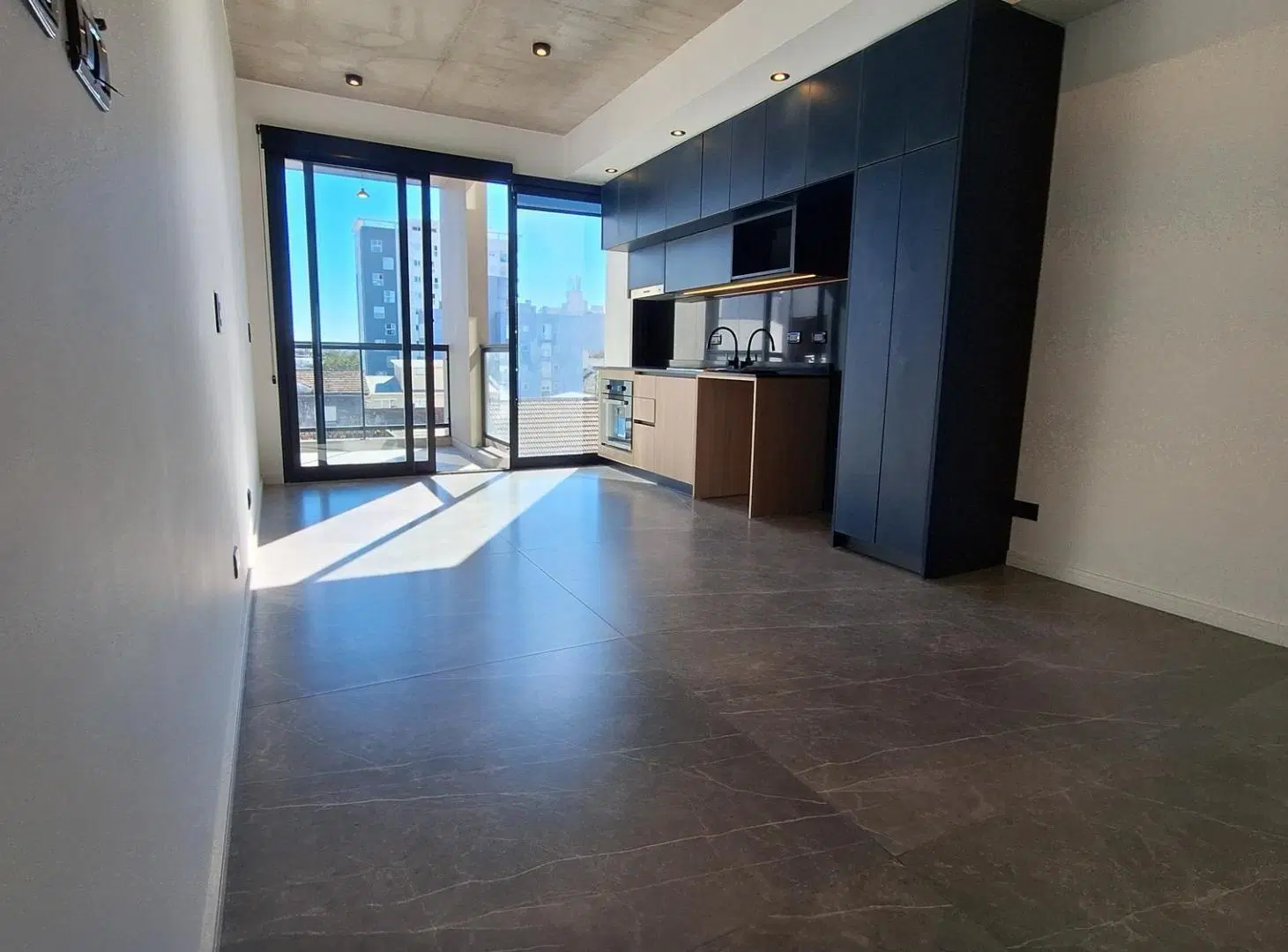 VENTA SEMIPISO 1 AMB. EN BARRIO CHAUVIN 1