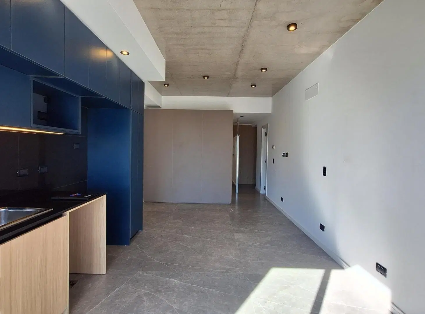 VENTA SEMIPISO 1 AMB. EN BARRIO CHAUVIN 3