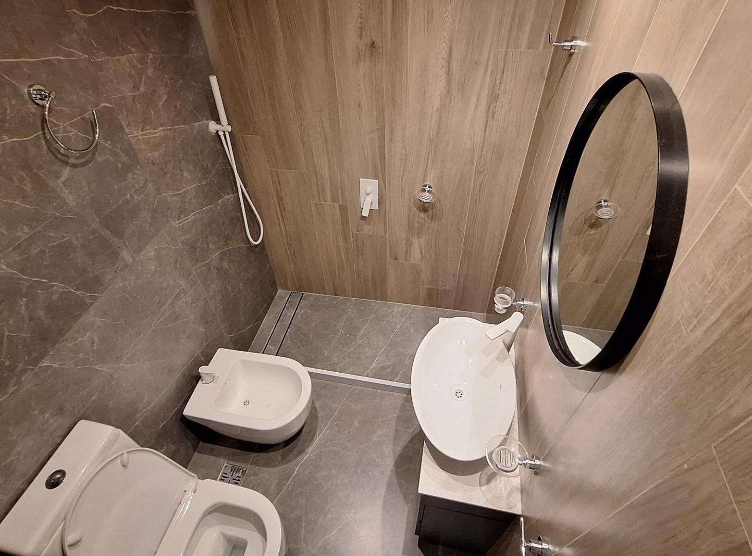 Foto de VENTA SEMIPISO 1 AMB. EN BARRIO CHAUVIN, imagen 4