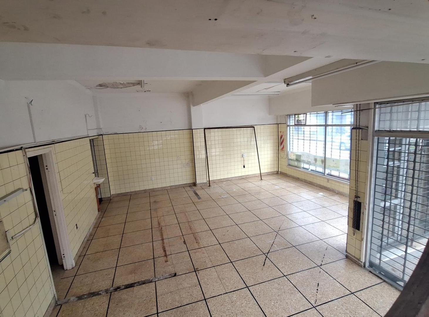 Foto de ALQUILER LOCAL COMERCIAL MULTIPLES USOS EN DORREGO Y MORENO, imagen 2