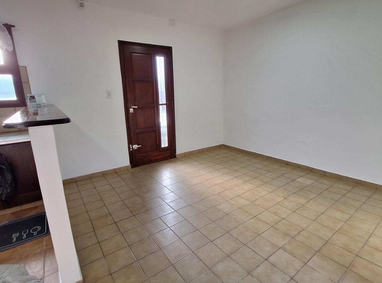 Foto de VENTA PH 3 AMB. CON TERRAZA BARRIO SAN JOSE, imagen 2