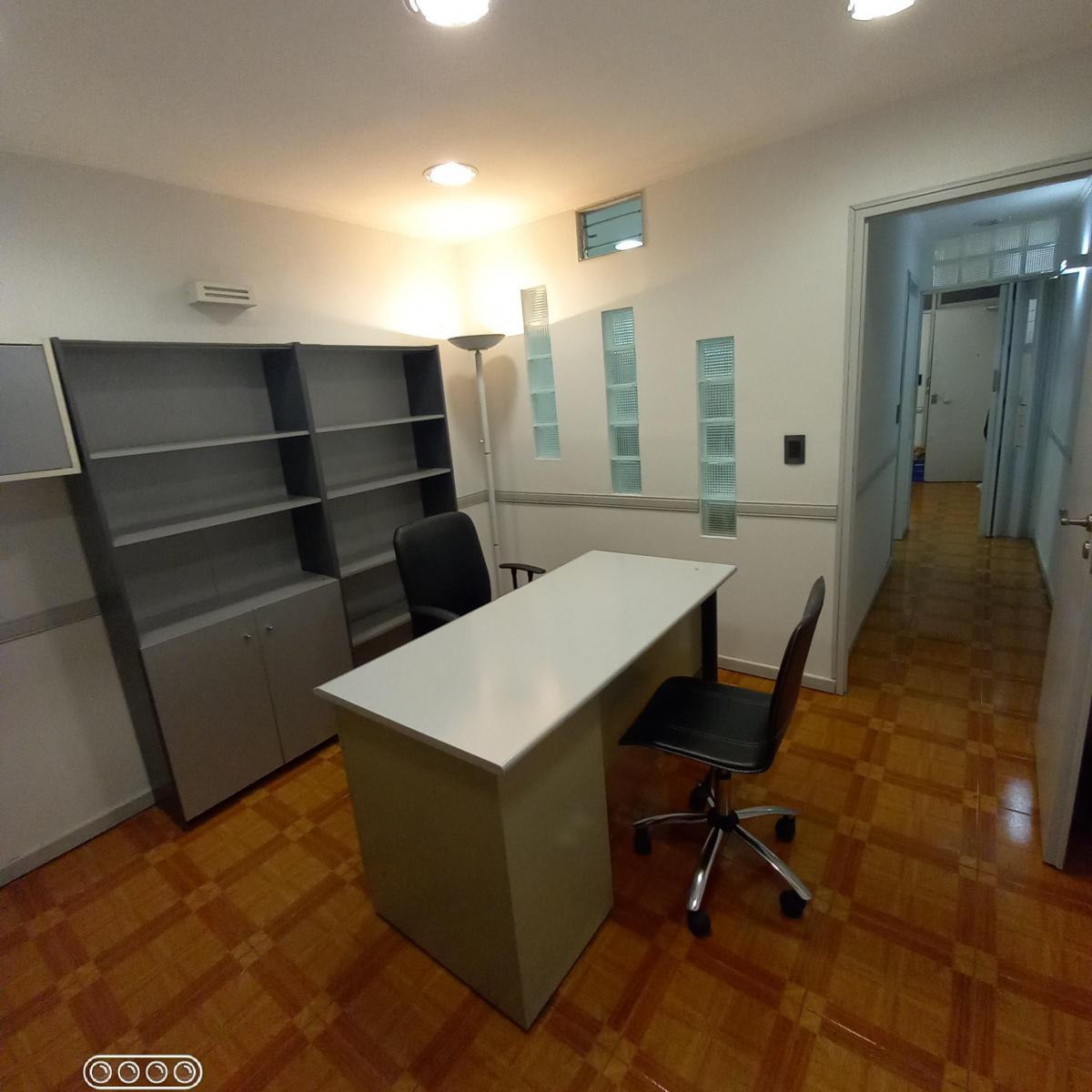 1 - Ofic. Amobl. en Congreso- SIN COMISION- BAJAS EXPENSAS - 3 desp.. (37m2).