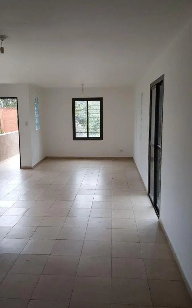 ALQUILO CASA 2 DORMITORIOS Y COCHERA EN SALSIPUEDES 5