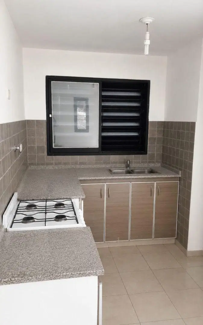 ALQUILO CASA 2 DORMITORIOS Y COCHERA EN SALSIPUEDES 1