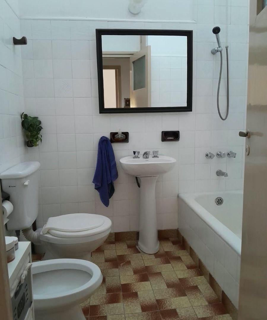Foto de CASA EN VTA 2 DORMITORIO/PATIO EN VILLA CABRERA, imagen 5