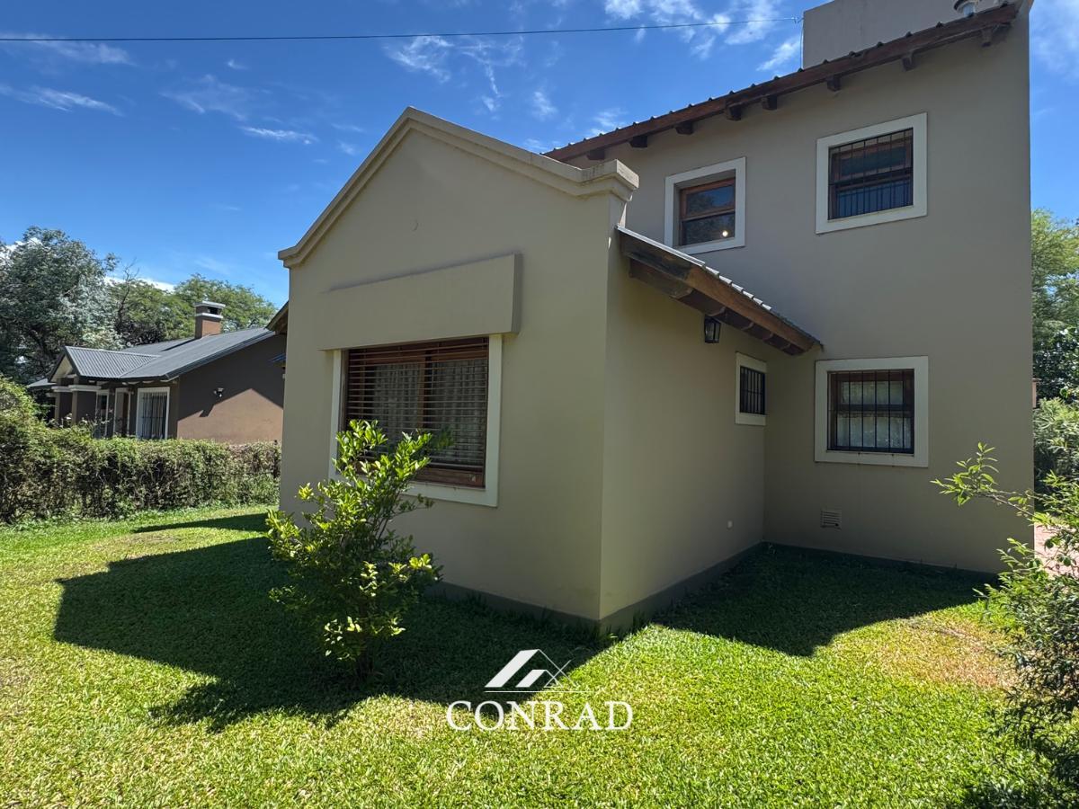 Villa Allende Golf - Casa en Venta de Tres Dorm. 1
