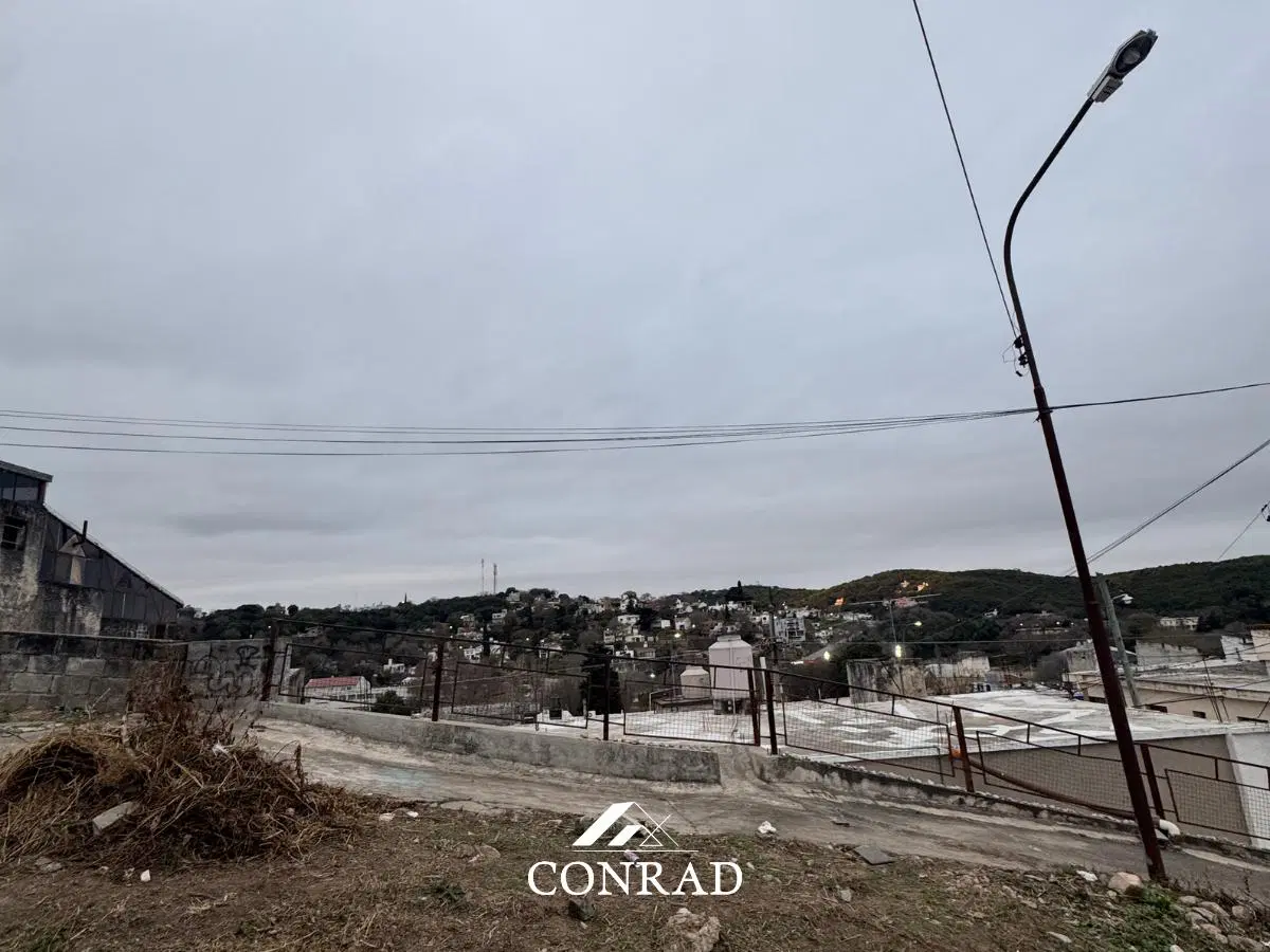 Ultimo Lote céntrico con vistas a media cuadra de Av. San Martín - 277m2 - Río Ceballos 1