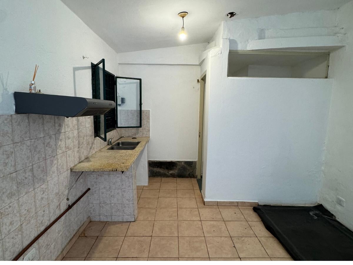 Foto de ALQUILER - Departamento de un Dormitorio en Centro - Río Ceballos, imagen 3