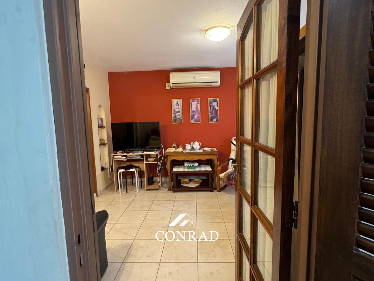 Foto de APTA CRÉDITO - Casa en Venta de Dos Dormitorios con Patio y Pileta, imagen 4