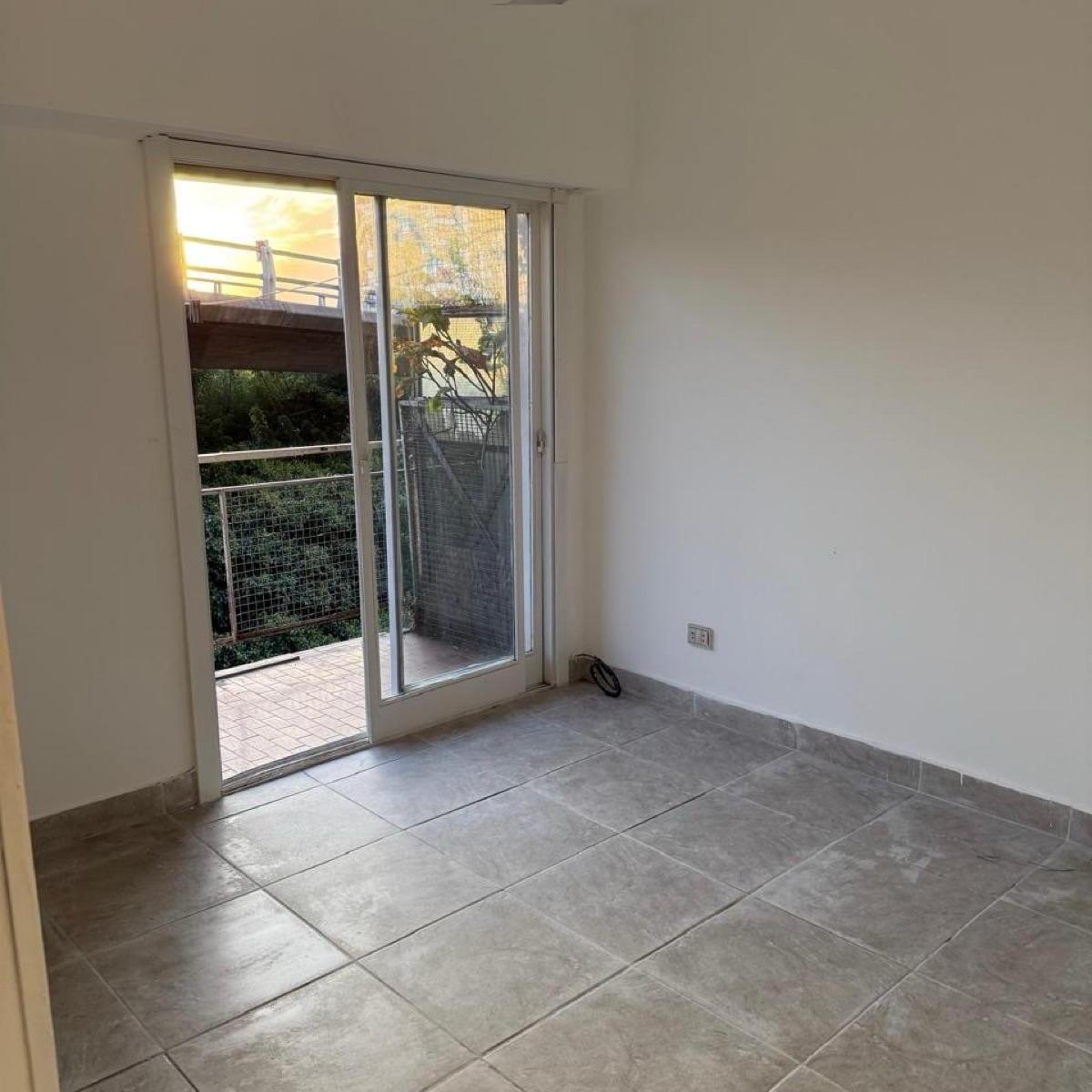 Venta Depto 4 Amb C/cochera en Versalles Caba 3