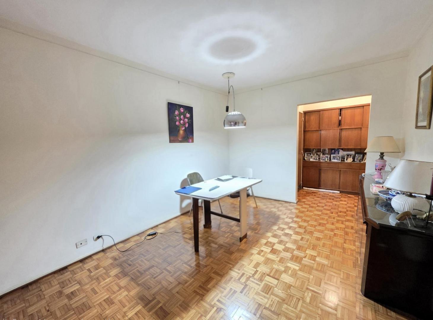 Foto de Venta Departamento en Balvanera Cochera. Balcón. Patio, imagen 5
