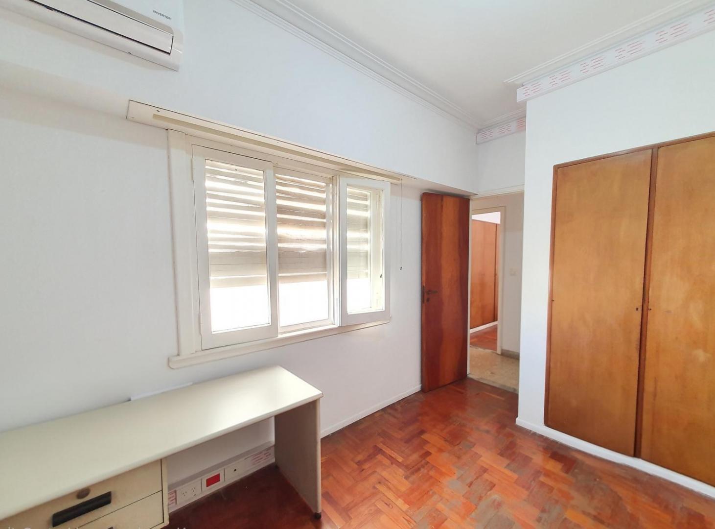 VENTA PH 4 AMB CON PATIO Y BALCON SIN EXPENSAS GERLI LANUS