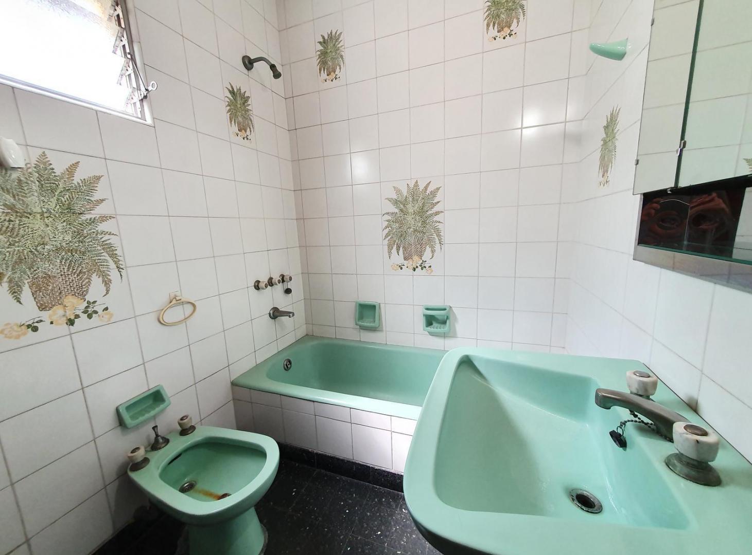 VENTA PH 4 AMB CON PATIO Y BALCON SIN EXPENSAS GERLI LANUS