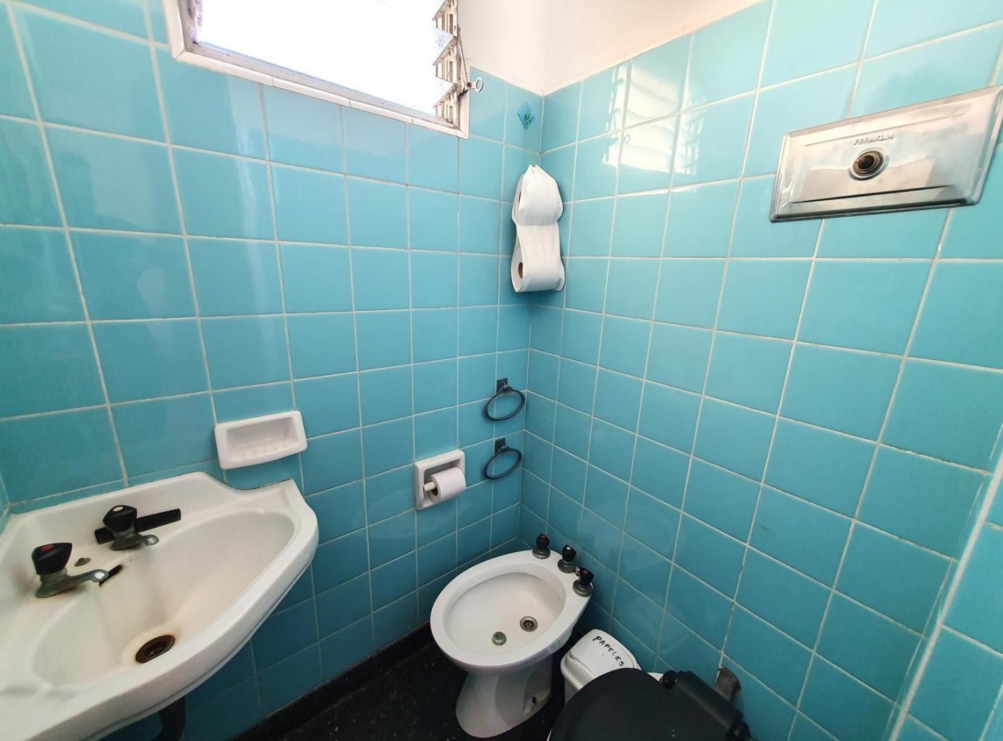 VENTA PH 4 AMB CON PATIO Y BALCON SIN EXPENSAS GERLI LANUS