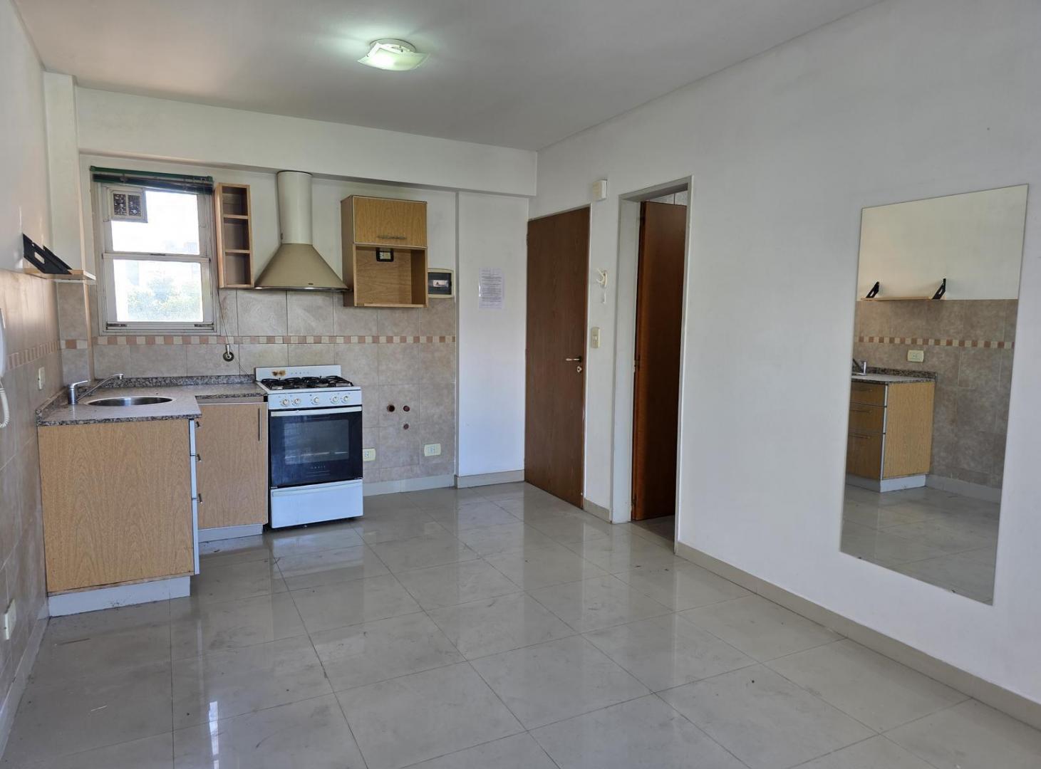 VENTA DEPTO MONOAMBIENTE BALCON MORON