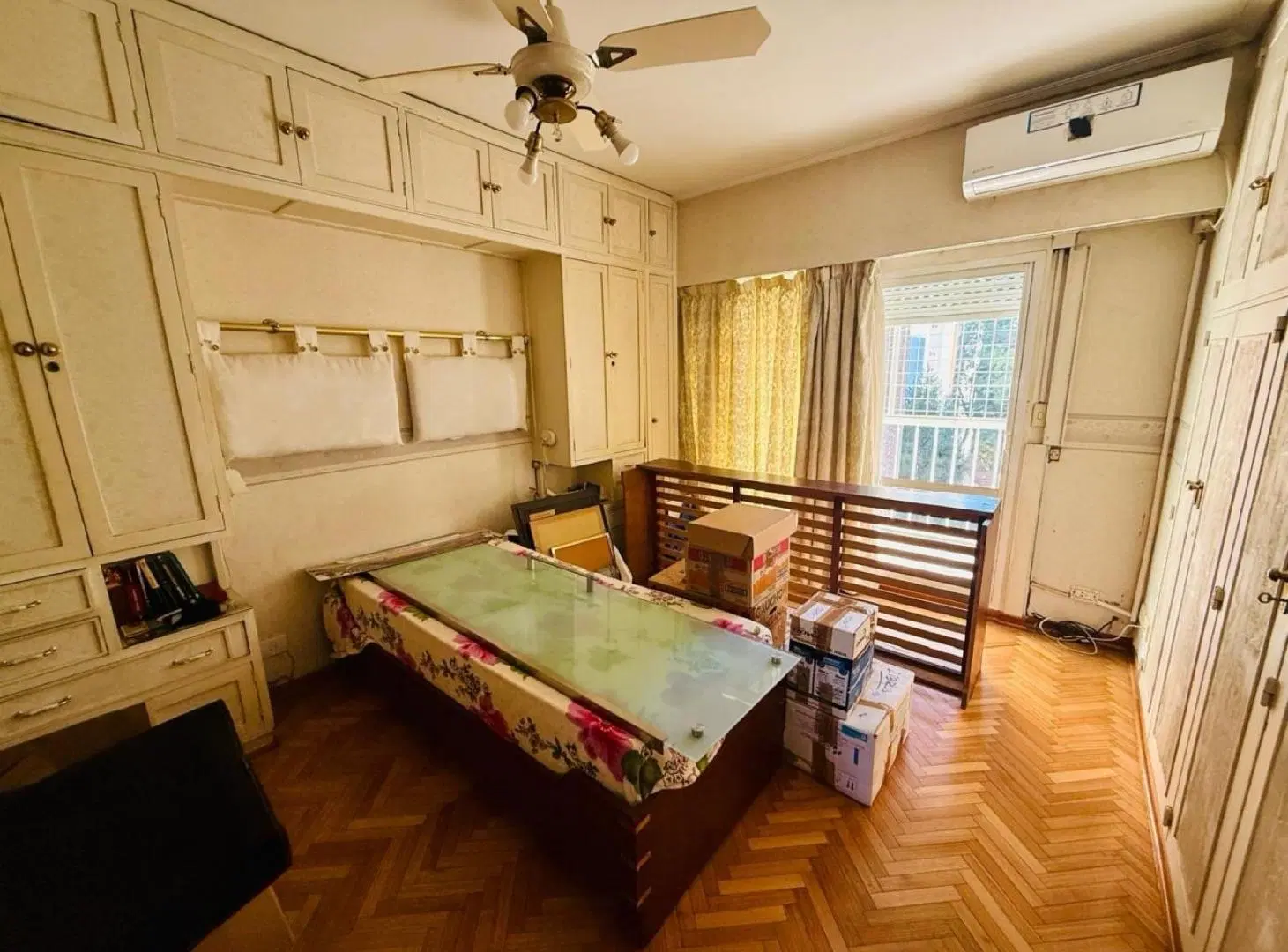 VENTA. BELGRANO. PISO. 6 AMBIENTES . COCHERA BAULERA. 4