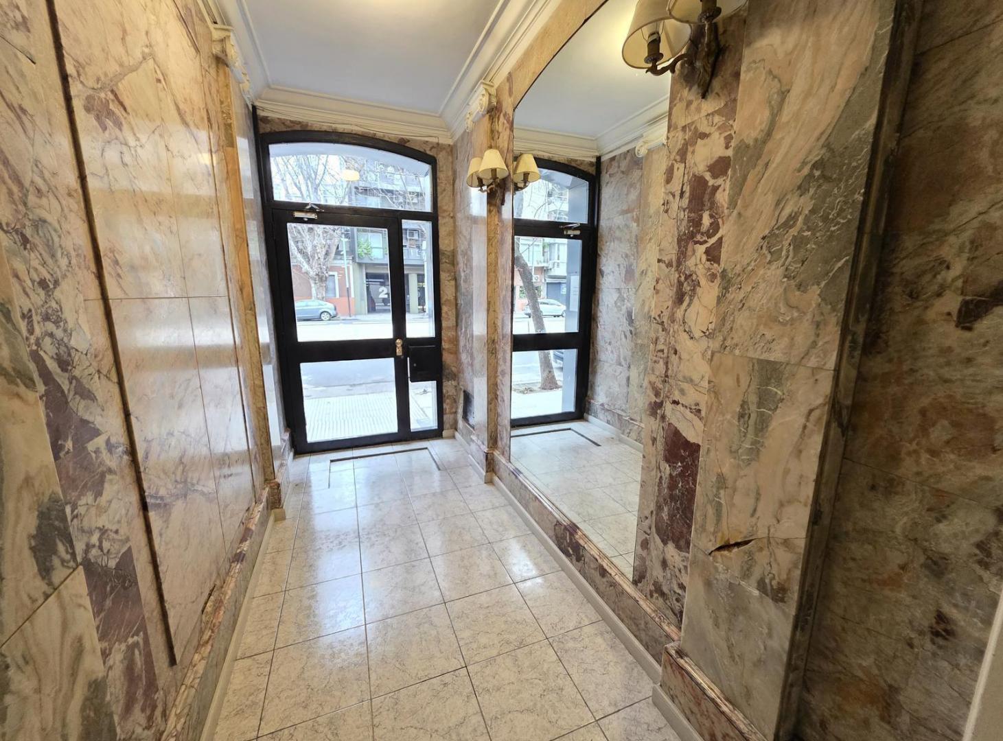 Foto de VENTA DEPARTAMENTO 3 AMB BALCÓN FRENTE VILLA CRESPO, imagen 3