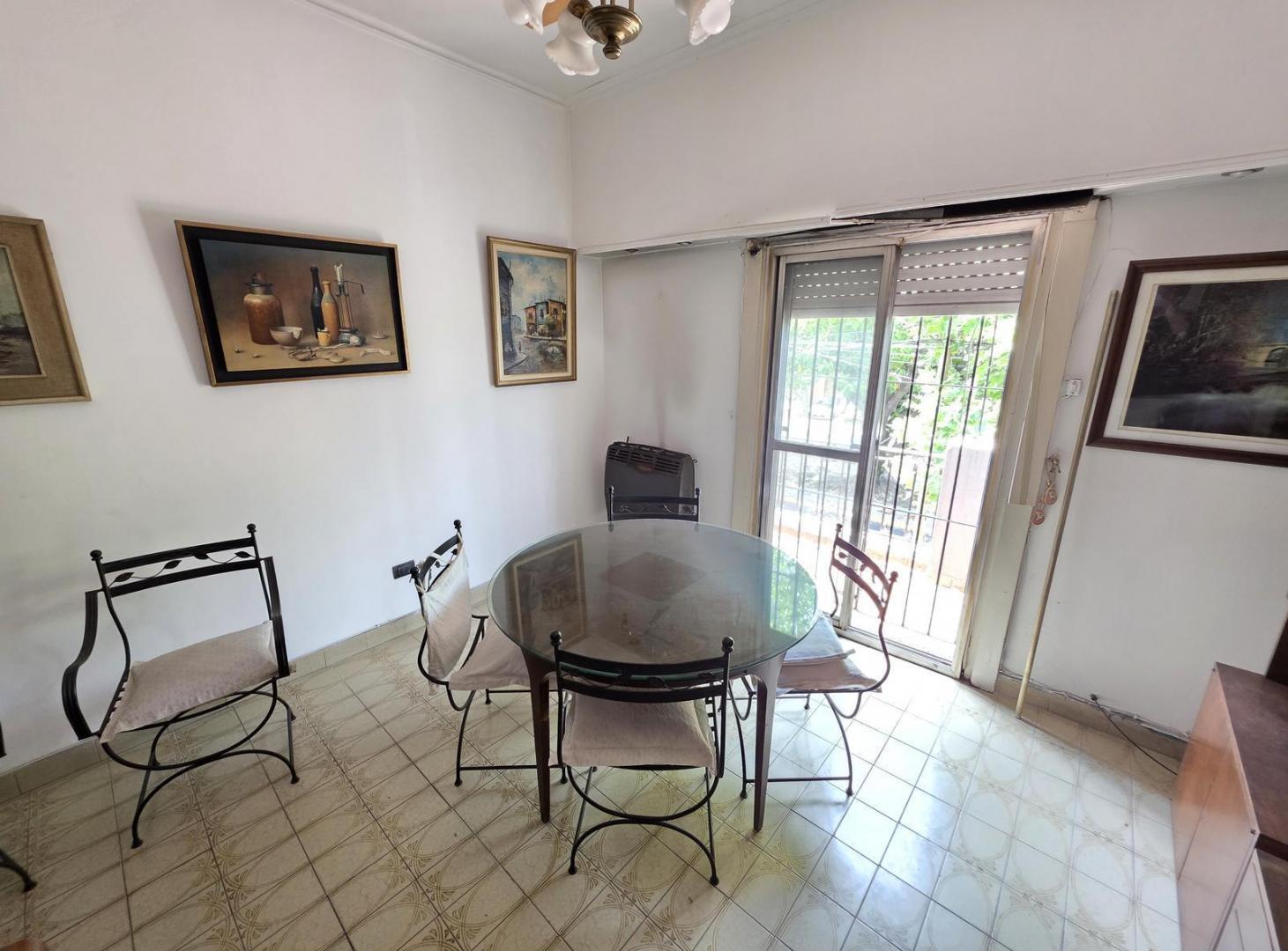 Foto de VENTA PH 4 AMB PATIO Y TERRAZA SIN EXPENSAS AVELLANEDA, imagen 5