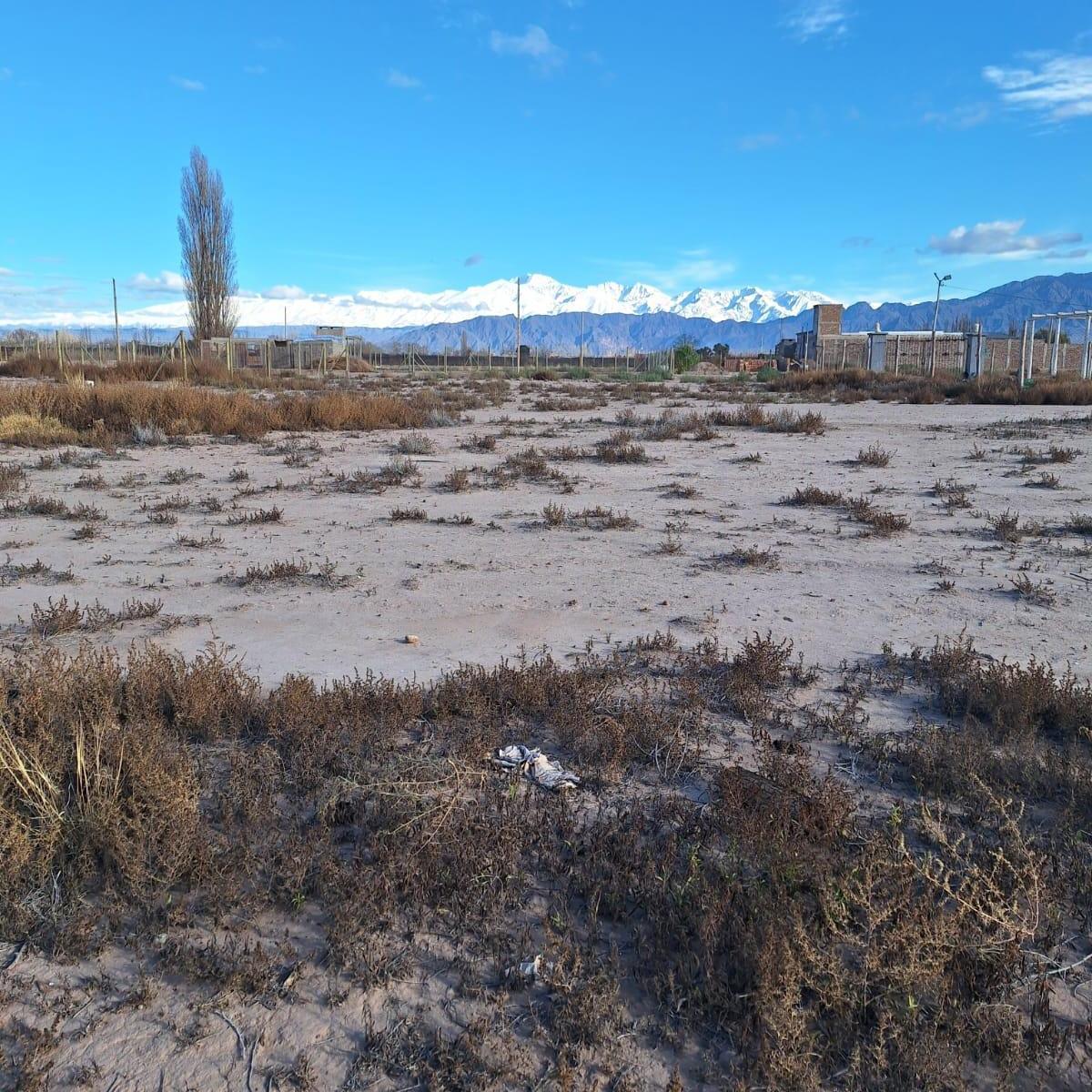 Lotes en Venta en Perdriel 4