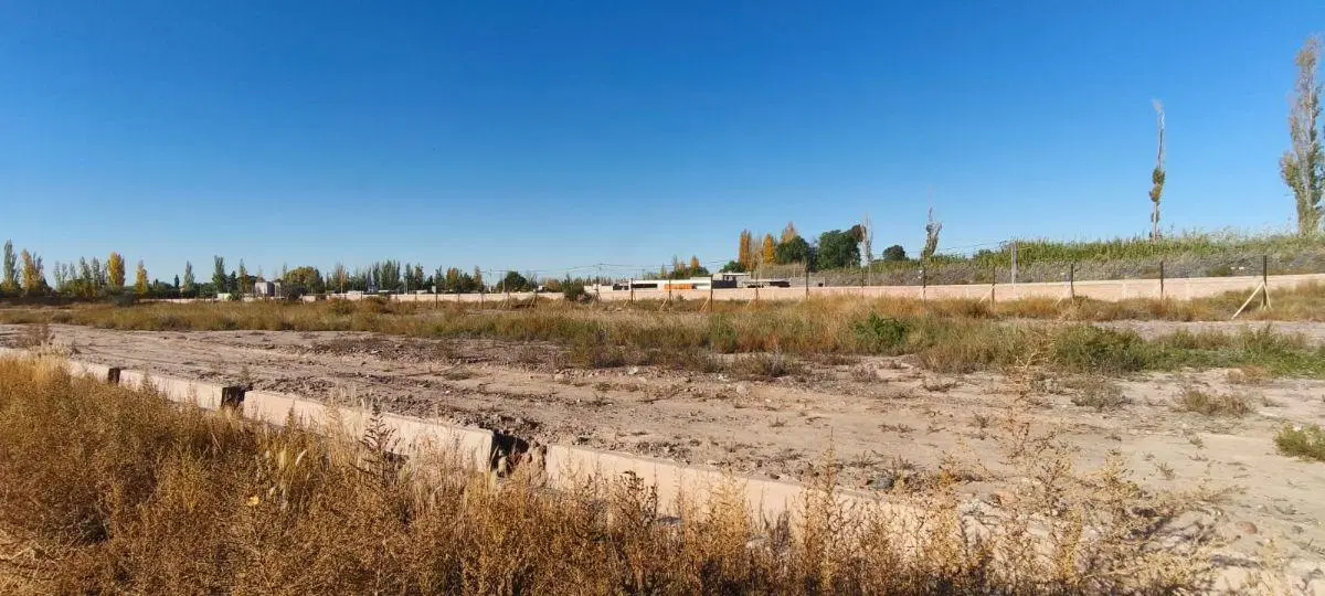 Lote en venta en Cruz de Piedra 5
