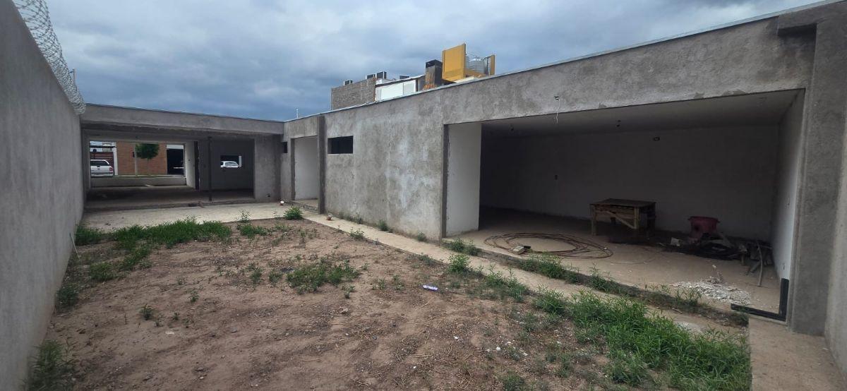 Foto de Casa terminada en obra gruesa en Barrio Privado, imagen 4