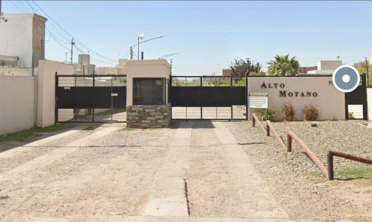 Foto de Casa terminada en obra gruesa en Barrio Privado, imagen 1