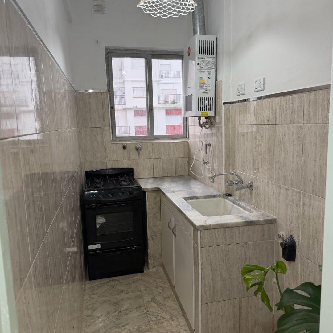 Foto de Departamento con Balcón a la calle en Colón 1500, imagen 5