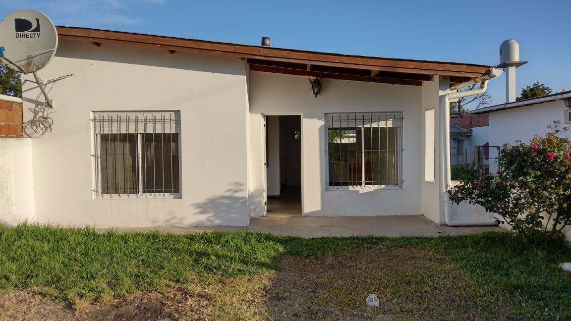 Foto de VENTA EN BLOCK 3 CASAS DE 3 AMB EN BARRIO LAS LOMAS CON RENTA, imagen 1