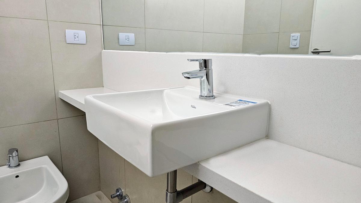 Exclusivo 4 Ambientes en Moca 2 | Piso Alto con Gran Balcón 3