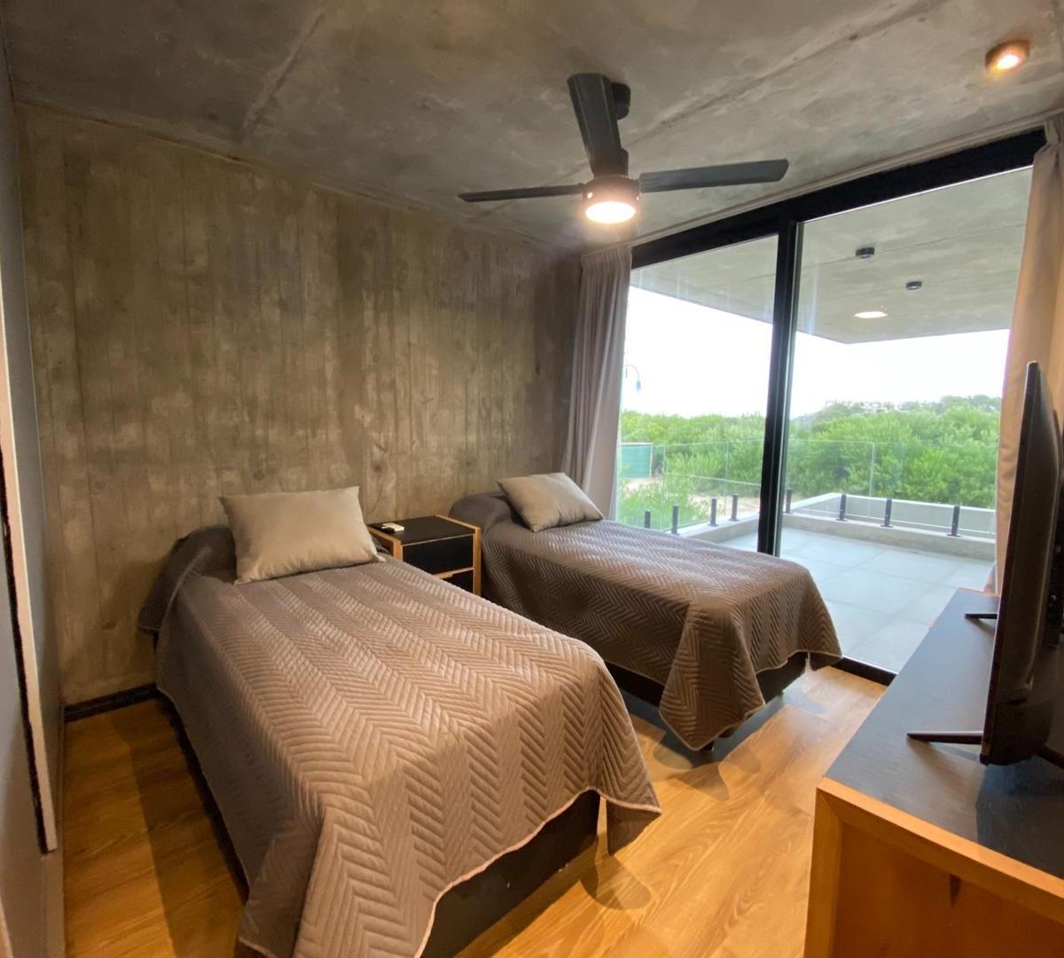 Casa en Venta Costa Esmeralda 5