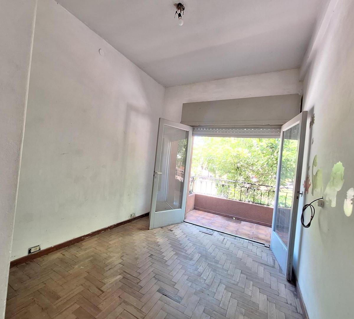 Foto de OPORTUNIDAD CASA - LOCAL FRENTE A PLAZA ESPAÑA, imagen 5