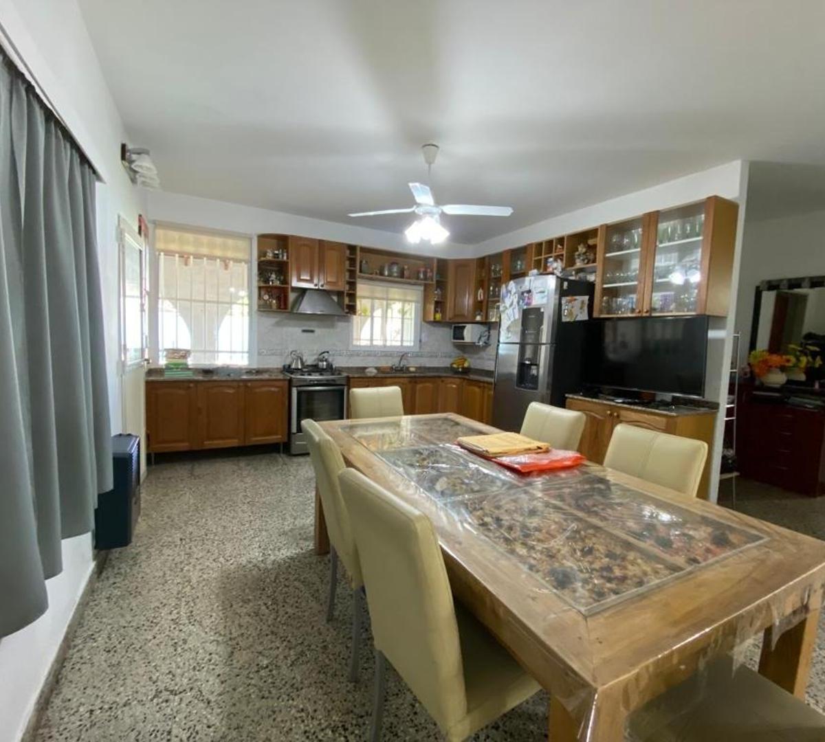 Casa en Venta Zarate 1