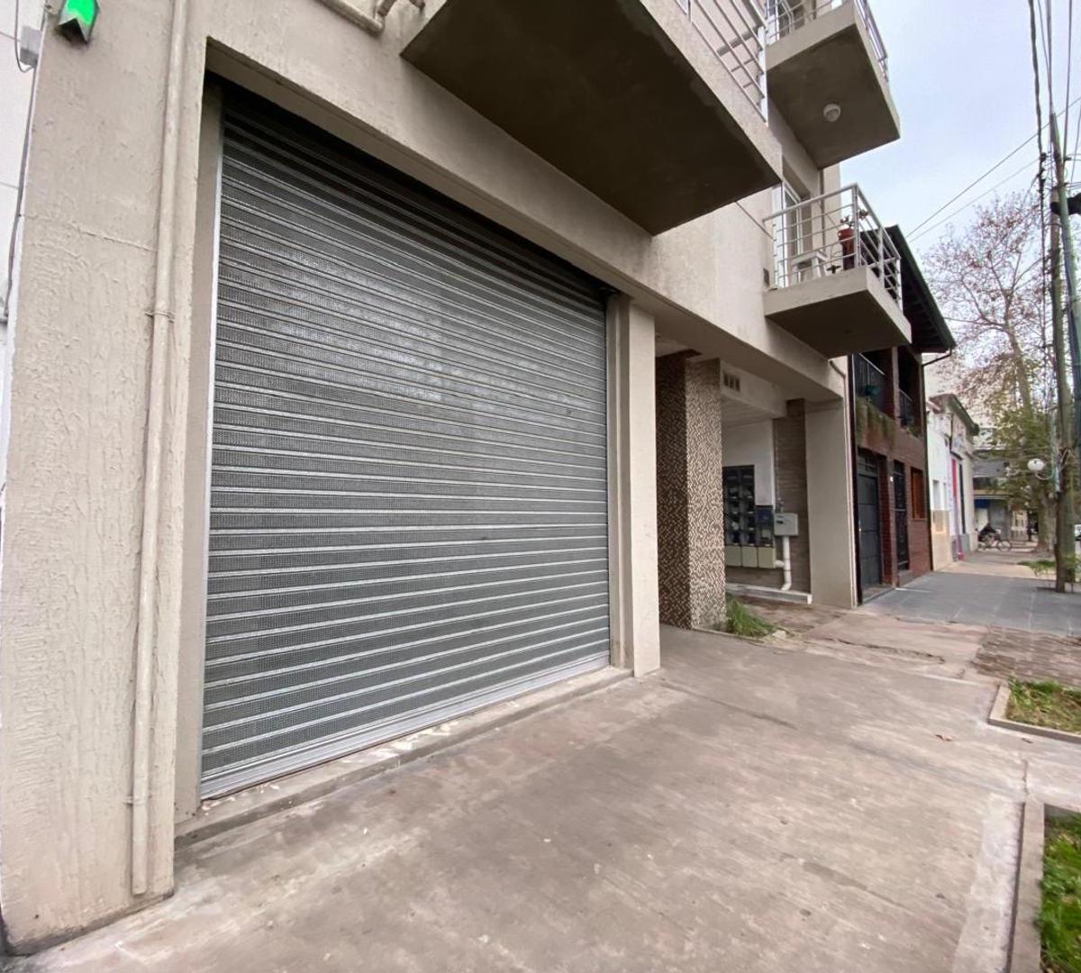 LOCAL EN VENTA ZARATE