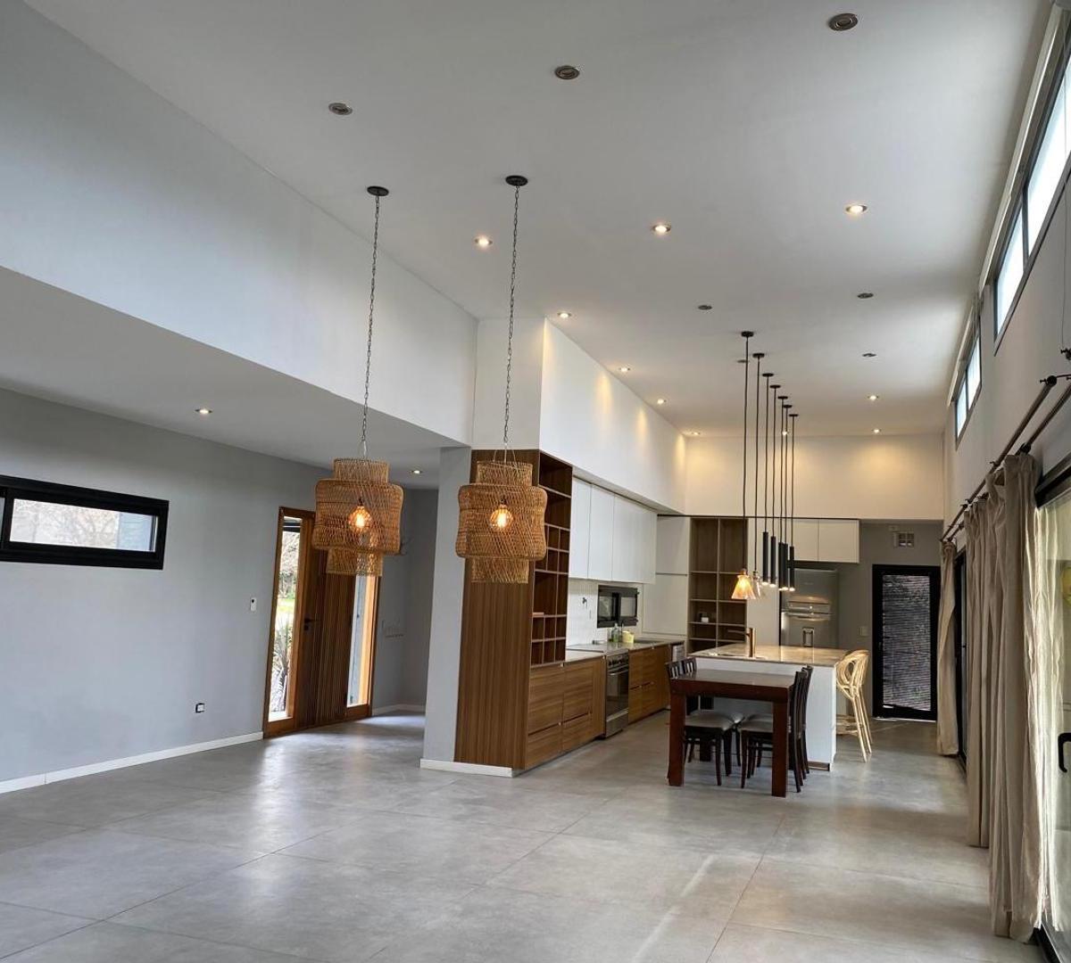 Foto de CASA EN VENTA HARAS SANTA MARIA - EL REMANSO, imagen 2