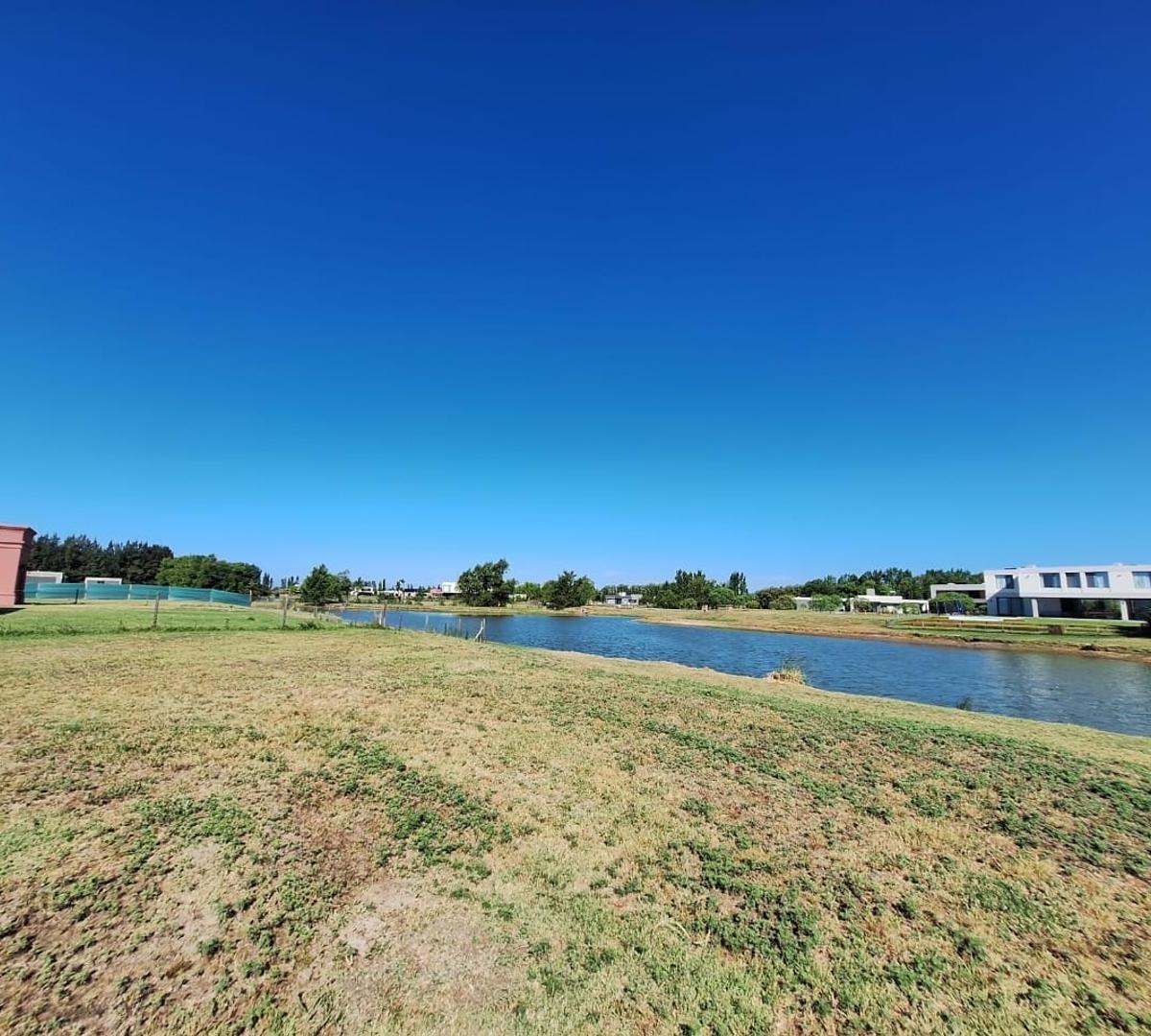 LOTE CHACRAS DE LA RESERVA- A LA LAGUNA -
